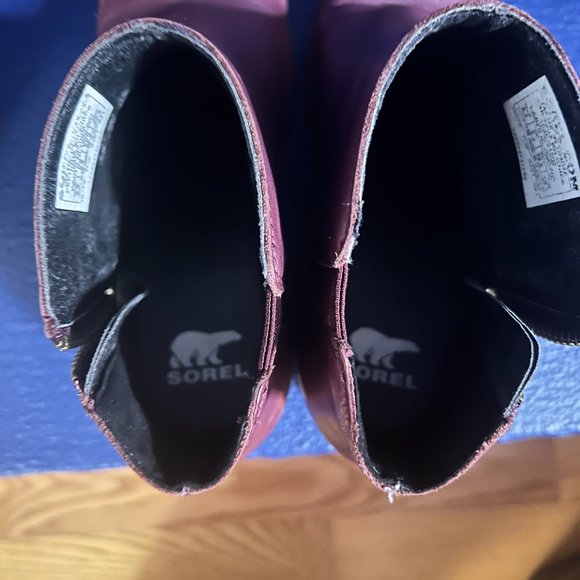 Sorel Joan of Arctic™ Wedge III Zip Ice Wine/Gum 2 - Picture 7 of 7